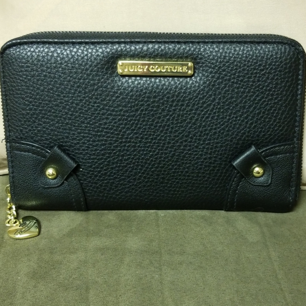 Juicy Couture wallet